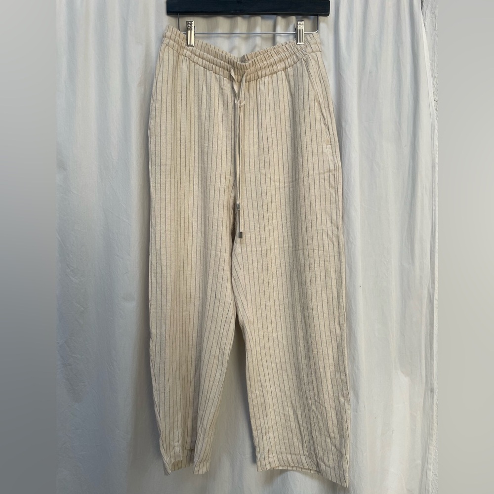 Zara Cream Wide Leg trousers with Relaxed Fit